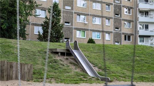 Nach Angaben der Landesarmutskonferenz lag die Armutsgefährdungsquote von Kindern mit Migrationshintergrund 2024 bei rund 36 Prozent (Symbolbild).