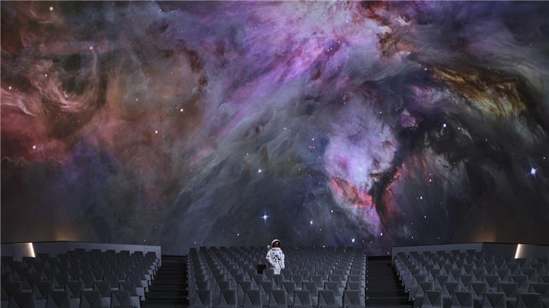 Neues Planetarium in Prag: Sternenfeuer aus LEDs Nach Angaben einer Sprecherin ist das Planetarium in Prag nach dem Umbau eines der ersten volldigitalen LED-Planetarien der Welt.