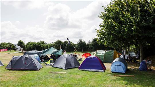 Nach Ansicht des Kreises handelt es sich bei dem Camp nicht um eine Versammlung im Sinne des Versammlungsfreiheitsgesetzes (Archivbild).