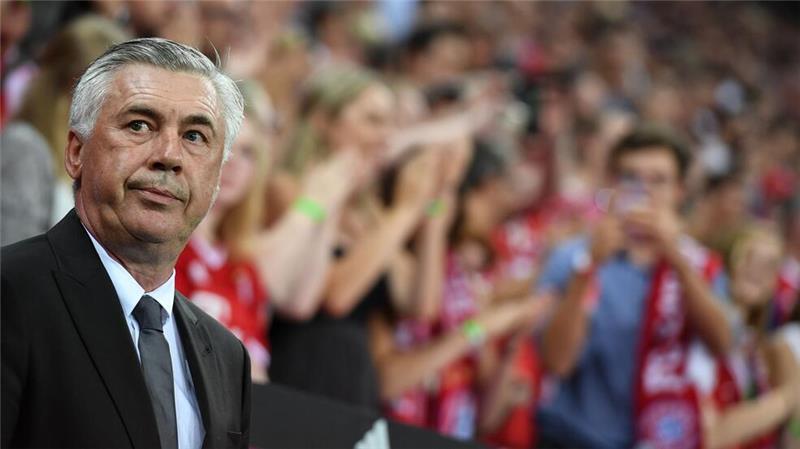 Nach Ansicht von Carlo Ancelotti könnten Profis auf Geld verzichten, um weniger zu spielen