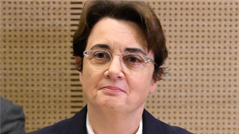 Nach Juwelenraub, mehreren Überschwemmungen und Streiks ist Laurence des Cars als Louvre-Direktorin zurückgetreten. (Archivbild)