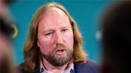Nach Meinung von Anton Hofreiter handeln Scholz und Macron unverantwortlich.