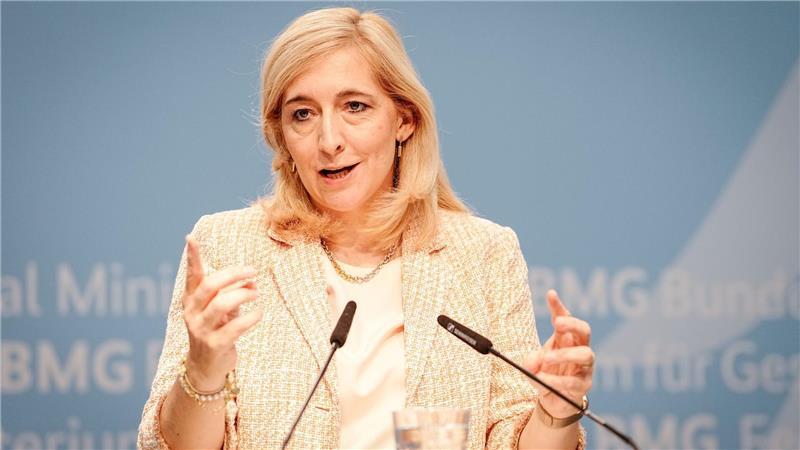 Lachgas-Verbot für Minderjährige auf dem Weg Nach Plänen von Ministerin Warken soll das Lachgasverbot noch in diesem Jahr greifen.