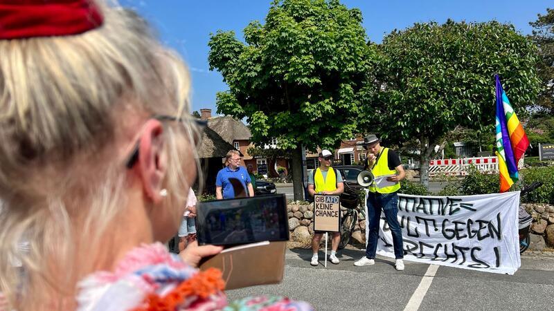 Nach Rassismus-Eklat - Mahnwache auf Sylt.