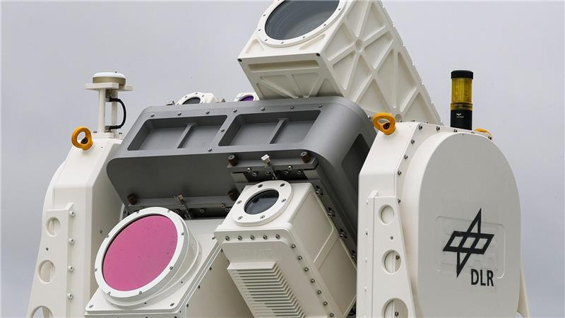 Nach Regierungsangaben haben Drohnensichtungen an wichtigen Einrichtungen in Deutschland seit Beginn des Ukraine-Kriegs stark zugenommen. (Archivbild) 