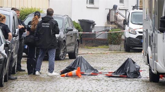 Nach Schüssen auf einen 40-Jährigen in Bremen-Woltmershausen sucht die Polizei nach dem unbekannten Täter.