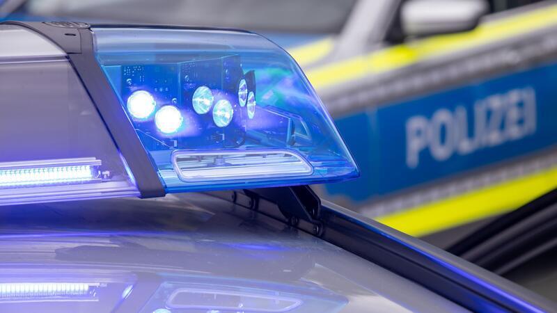 Nach bedrohlichen Mitteilungen an die Kirchengemeinde wird der Weihnachtsmarkt an der St. Salvatoris-Kirche abgesagt. (Symbolbild)