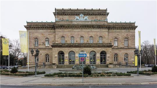 Nach dem Brand im Theater fällt auch am Donnerstag die Vorstellung aus. (Archivbild)