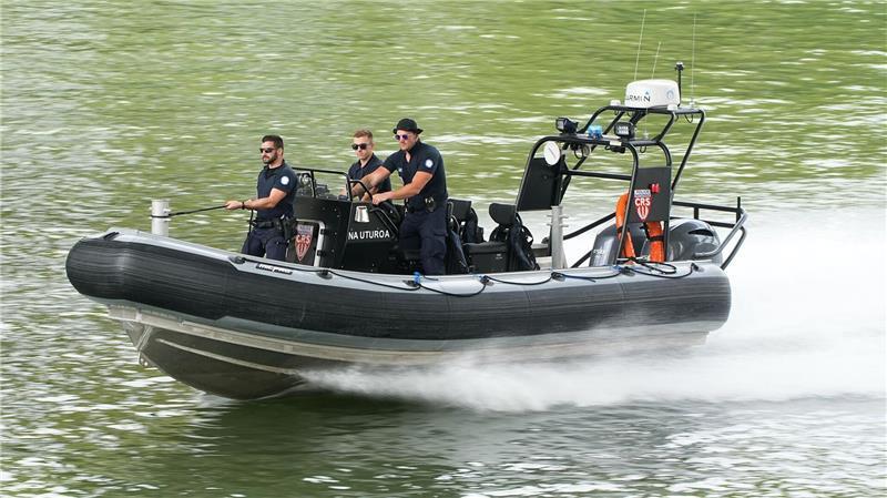Nach dem Fund von vier Leichen in der Seine hat die Polizei einen Mann unter Mordverdacht festgenommen (Archivbild).
