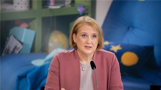 Nach dem Gesetzentwurf von Familienministerin Lisa Paus soll künftig jeder Mensch sein Geschlecht und seinen Vornamen selbst festlegen