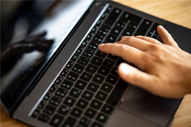 Nach dem Onlinezugangsgesetz sollten die Länder eigentlich bis Ende 2022 alle 575 Verwaltungsdienstleistungen digitalisieren und online anbieten.