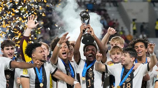 Nach dem Sieg bei der EM triumphierten die DFB-Junioren auch bei der WM.