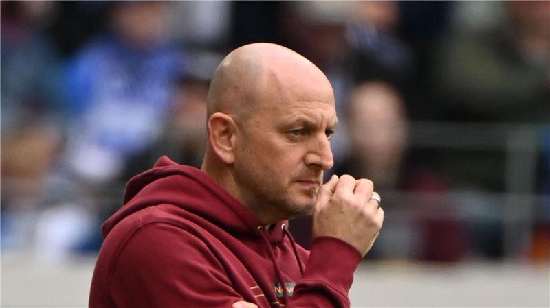 Vier Tore, kein Sieger: 2:2 zwischen KSC und Kaiserslautern Nach dem Sieg bei seiner Premiere als FCK-Coach msus Torsten Lieberknecht diesmal mit einem Punkt leben.
