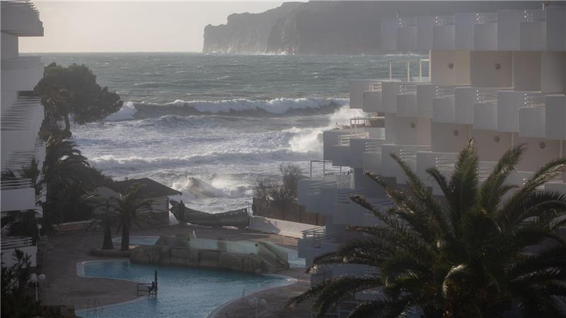 Nach dem Sturm können sich die Menschen auf Mallorca auf ein ruhigeres Wochenende mit Sonne freuen. Nächste Woche soll es wieder regnen. (Archivbild)