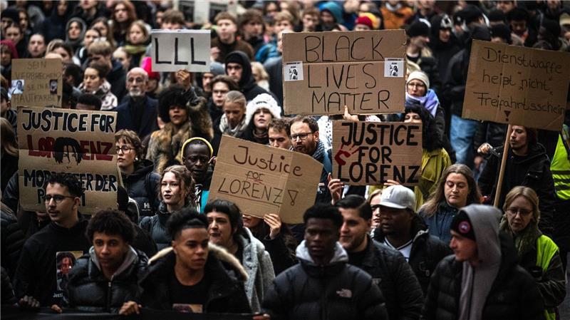 Nach dem Tod des jungen Mannes fanden bundesweit Demonstrationen statt. (Archivbild)
