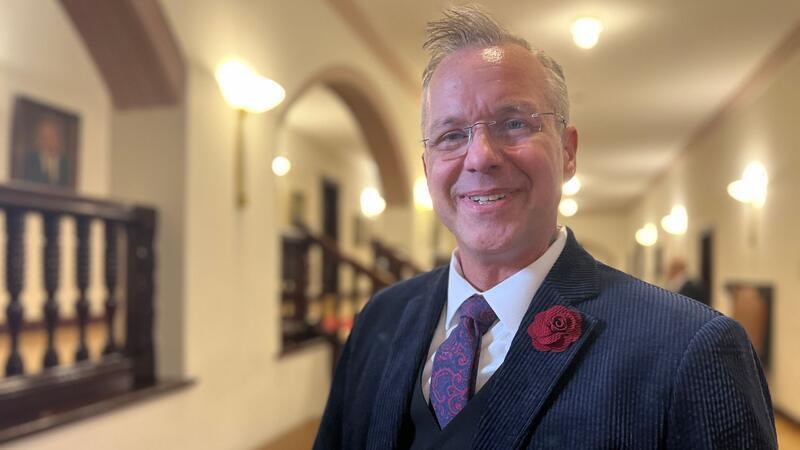 Rätselhafter Tod von Sylts Ex-Bürgermeister: Ermittlung gegen Mann Nach dem Tod von Nikolas Häckel ermittelt die Staatsanwaltschaft gegen einen Mann wegen eines Unterlassungsdeliktes. (Archivbild)