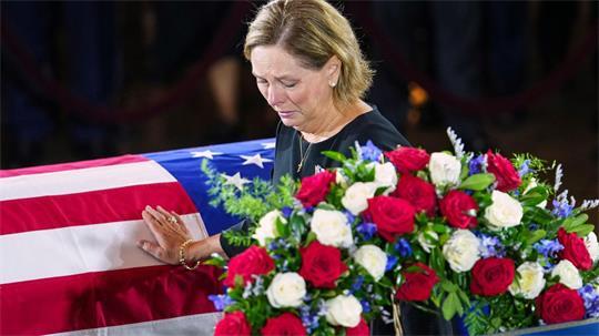 Nach dem Tod von Senator Lindsey Graham setzte sich die auf seinen Sitz nachgerückte Schwester Darline Graham für das Gesetz ein. (Archivbild)