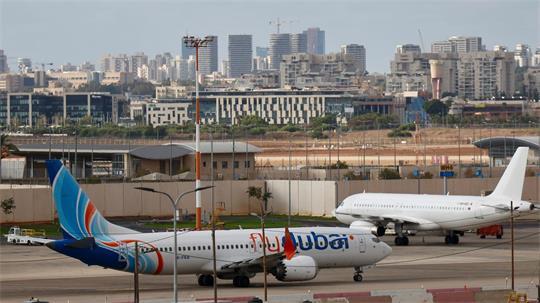 Nach dem Vorfall auf einem Flydubai-Flug nach Tel Aviv berichten US-Medien über brisante Informationen zu dem mutmaßlichen Angreifer. (Archivbild)