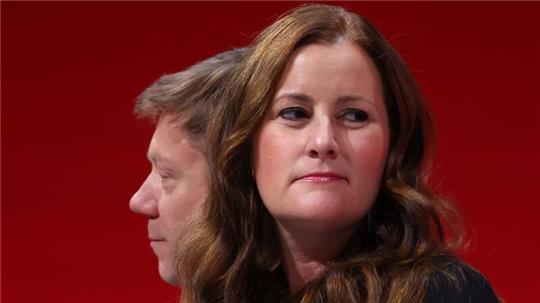 Nach dem Wahldebakel bei der Europawahl geben sich die Linken-Chefs Martin Schirdewan und Janine Wissler selbstkritisch (Archivbild)