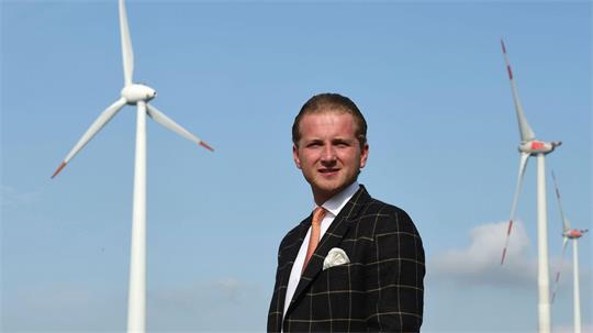 Nach dem Windkraft-Betrüger Holt wird gefahndet. (Archiv).