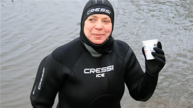 Nach dem kühlen Bad gab es warme Getränke.