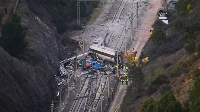 Nach dem schweren Zugunglück in Südspanien werden nun Details zu den Opfern bekannt.