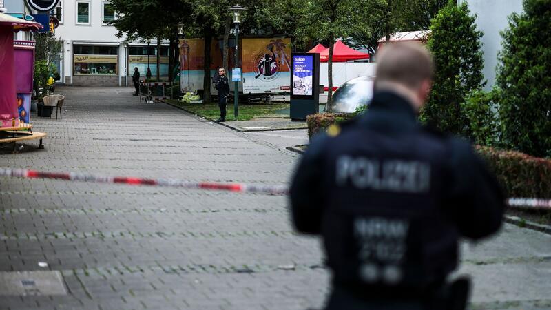 Kirchen zu Solinger Anschlag: „Abgrund des Bösen“ Nach dem tödlichen Messerangriff von Solingen zeigen sich die Kirchen betroffen.