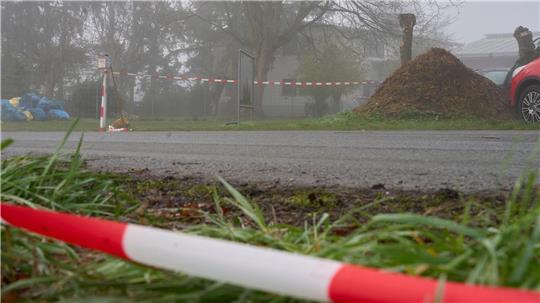 Nach dem tödlichen Unfall in einer Lederfabrik in Runkel laufen Ermittlungen wegen des Vorwurfs der fahrlässigen Tötung gegen Unbekannt. (Archivbild) 