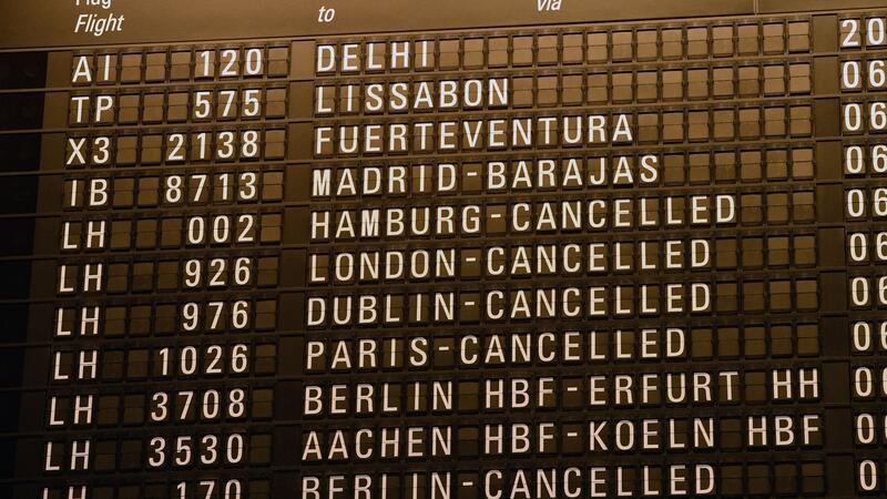 Nach den Warnstreiks des Lufthansa-Bodenpersonals wird wieder verhandelt.