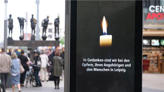 Nach der Amokfahrt in der Fußgängerzone herrschen in Leipzig Trauer und Fassungslosigkeit.