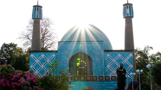 Nach der Beschlagnahme der Moschee durch den Bund beginnt die Diskussion um eine künftige Nutzung.
