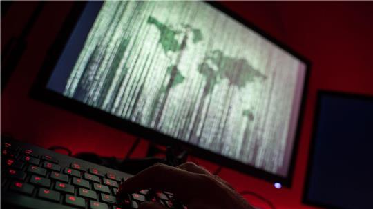 Nach der Festnahme des mutmaßlichen Hamburger Pädokriminellen werden immer mehr Details der jahrelangen Ermittlungen bekannt. (Symbolbild)