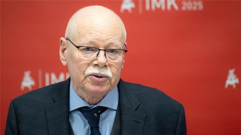 Innenminister fordern Konsequenzen nach Messerangriff Nach der Gewalttat in Aschaffenburg mit zwei Toten haben die Innenminister der Länder und des Bundes über die Sicherheitslage in Deutschland beraten.