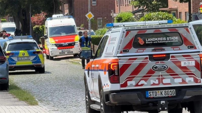 Nach der Gewalttat in Stade koordinierte Niedersachsens Opferschutzbeauftragter die Unterstützung für Hinterbliebene, Tatzeugen und Ersthelfer. In der Einrichtung für Familien waren am 29. Juni sechs Beschäftigte getötet worden. (Archivbild)