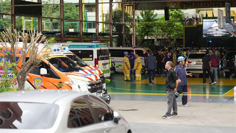 Nach der Tat gibt es Diskussionen über die Waffengesetze in Thailand und die Sicherheit an Schulen.