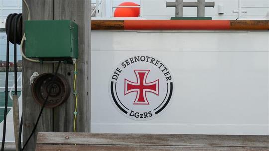 Nach einem Motorschaden ist eine Yacht in der Nordsee auf eine Sandbank getrieben worden, die Seenotretter rückten aus. (Symbolfoto)
