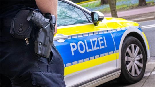 Nach einem Streit in Bremen stirbt ein Mann noch am Tatort. (Symbolbild)