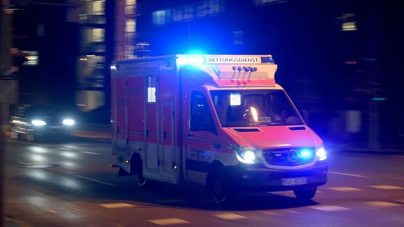 Nach einem Unfall im Kreis Segeberg ist eine 52-Jährige gestorben. (Symbolbild)