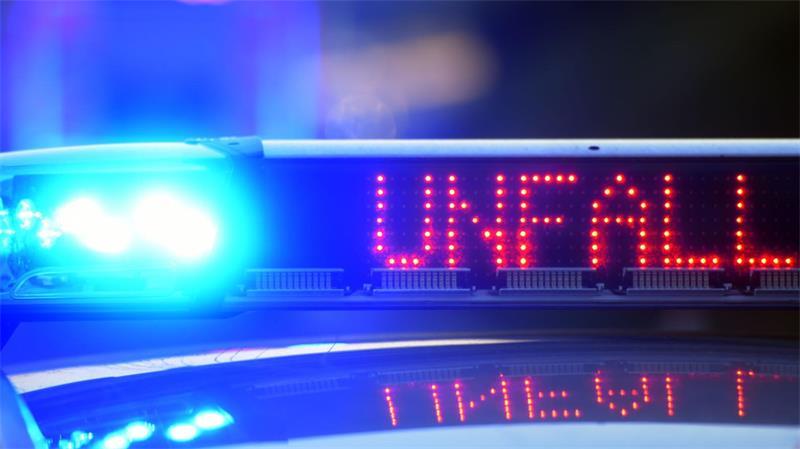 Nach einem Unfall kam es auf der Hansestraße in Buxtehude zu Verkehrsbehinderungen.