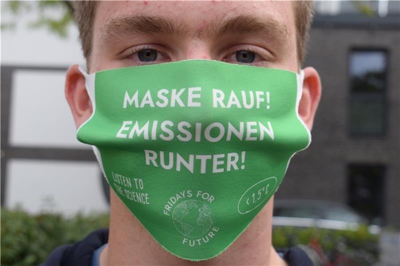 Nach einem halben Jahr corona-bedingter Pause wollen die Klima-Aktivisten in Buxtehude und Stade wieder in der Öffentlichkeit Präsenz zeigen. Fotos: Wisser