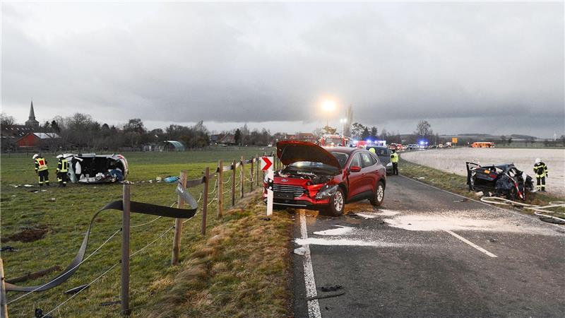 Nach einem illegalen Autorennen verurteilt das Landgericht Hannover eine 42-Jährige zu lebenslanger Haft, ihren Mittäter zu vier Jahren Gefängnis. Das Urteil ist nun rechtskräftig. (Archivbild)