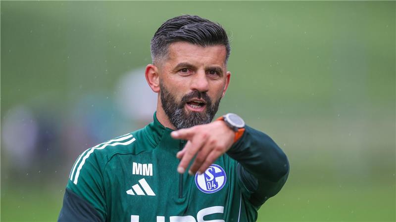 Zweitliga-Rennen ohne HSV: Wer nutzt die Chance? Nach einer Saison zum Vergessen hat Schalke mit Neu-Trainer Miron Muslic neue Ambitionen.
