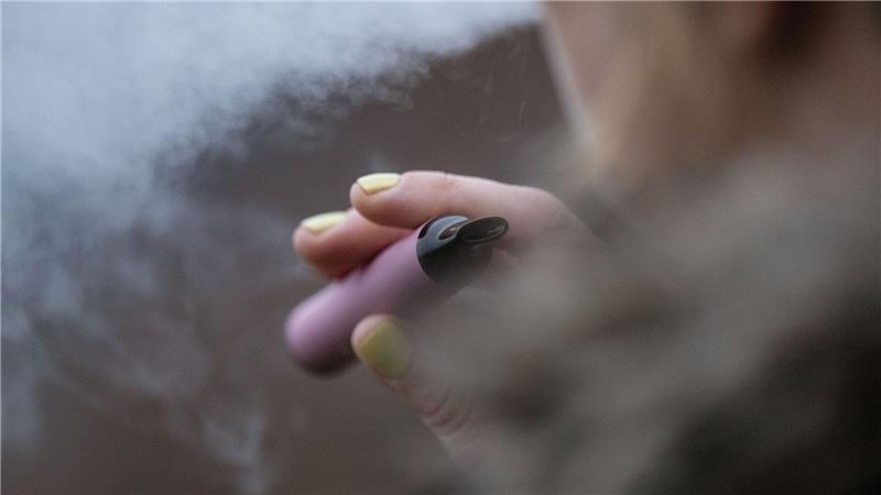 Rauchen nimmt bei Jugendlichen laut Umfrage zu Nach einer Umfrage ist der Anteil jugendlicher Raucher in den vergangenen Jahren wieder gestiegen.