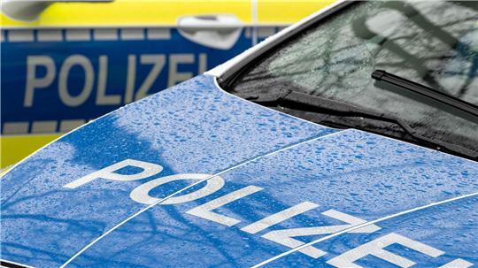 Nach einer Verfolgungsjagd hat die Polizei einen jungen Rollerfahrer geschnappt. (Symbolbild)