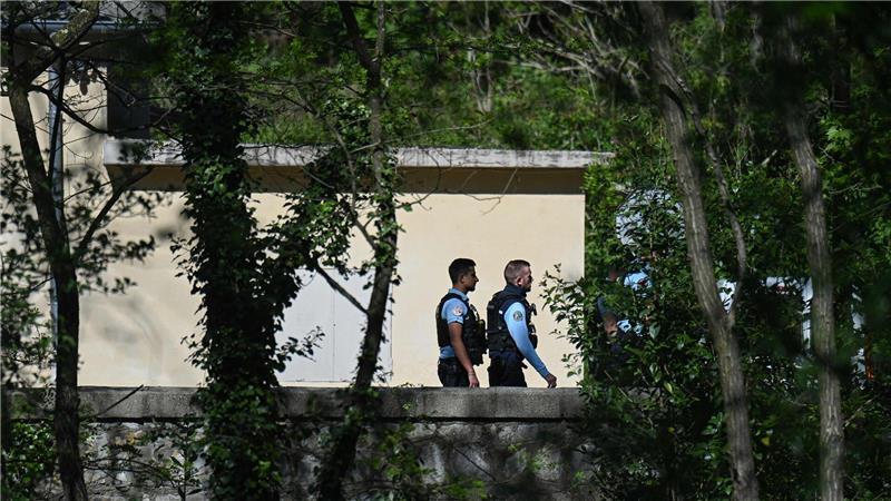 Nach einer tödlichen Messerattacke auf einen Gläubigen in einer Moschee im Süden Frankreichs hat sich der Verdächtige in Italien gestellt (Archivbild).