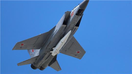 Nach estnischen Angaben waren die russischen Kampfflugzeuge im Luftraum des baltischen EU- und Nato-Landes. (Archivbild)