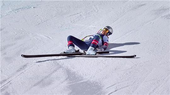 Nach ihrem Sturz blieb Vonn zunächst liegen und schrie vor Schmerzen.