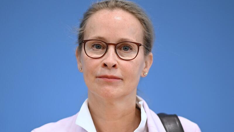„Nach reiflicher Überlegung stehe ich für die Wahl als Richterin des Bundesverfassungsgerichts nicht mehr zur Verfügung“, teilt die Juristin Frauke Brosius-Gersdorf mit. (Archivbild)