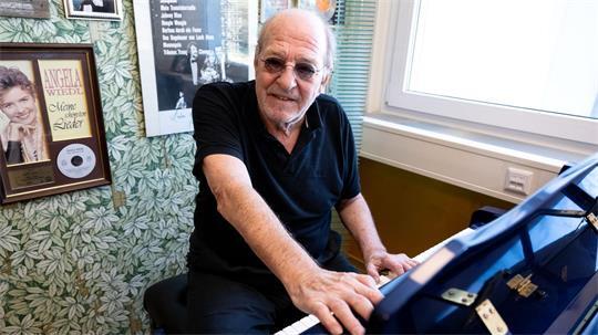 Nach schwerer Krankheit konnte Ralph Siegel die Intensivstation verlassen. (Archivbild)