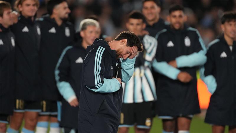 Die magische Abschiedsnacht des „Heiligen Messi“ Nach seinem Abschiedsspiel war Lionel Messi emotional bewegt.